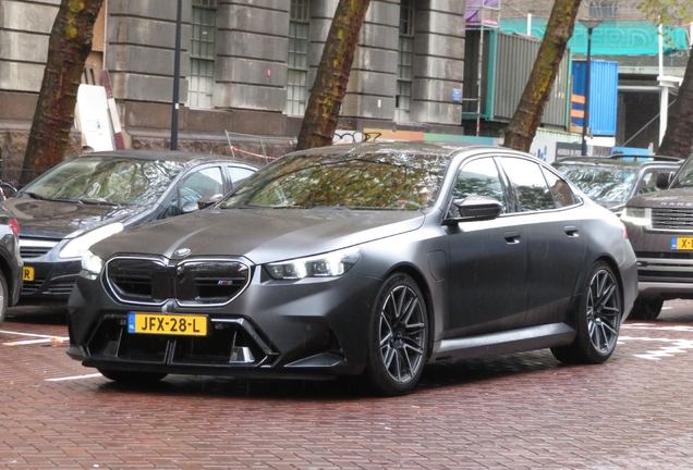 BMW M5 G90