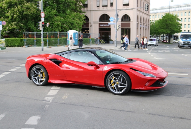 Ferrari F8 Tributo