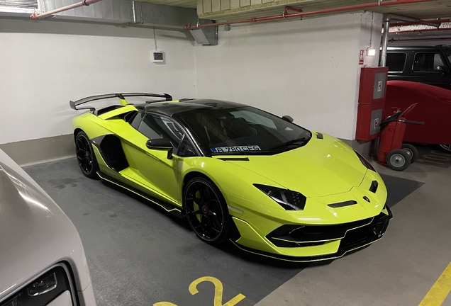 Lamborghini Aventador LP770-4 SVJ Roadster