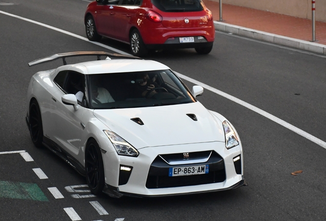 Nissan GT-R 2017