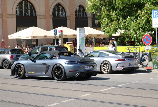 Porsche 718 Spyder RS Weissach Package