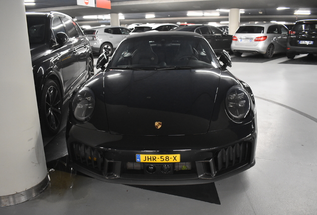 Porsche 992 Carrera 4 GTS Cabriolet MkII