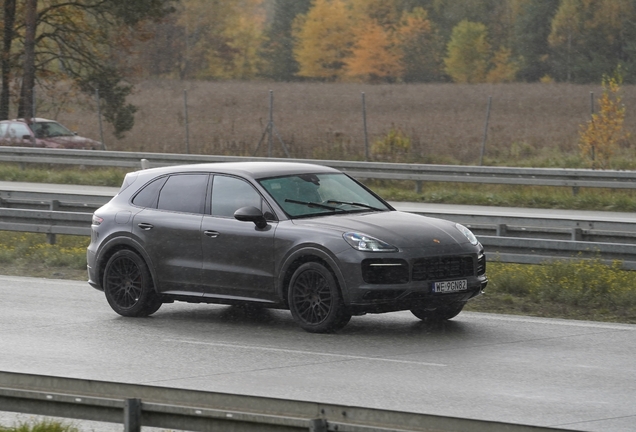 Porsche 9YA Cayenne GTS MkI
