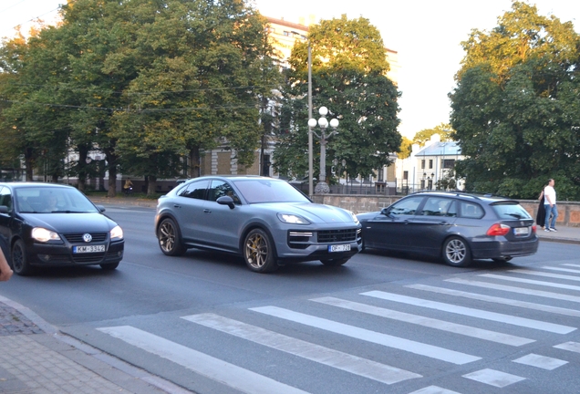 Porsche Cayenne Coupé Turbo E-Hybrid