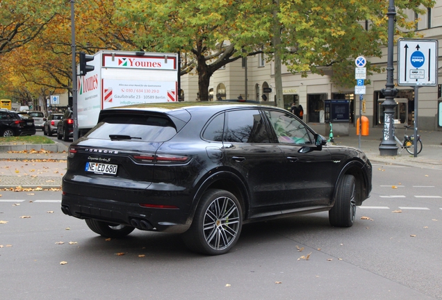 Porsche Cayenne Turbo S E-Hybrid