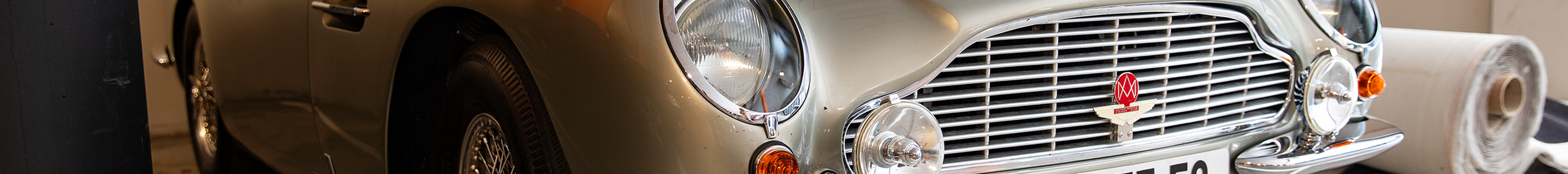 Aston Martin DB6 Vantage MKI