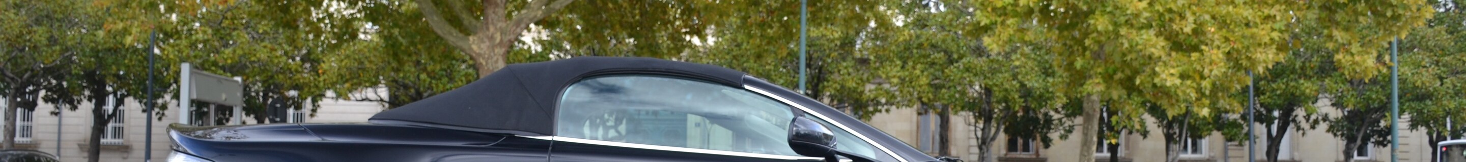 Aston Martin V8 Vantage N400 Roadster