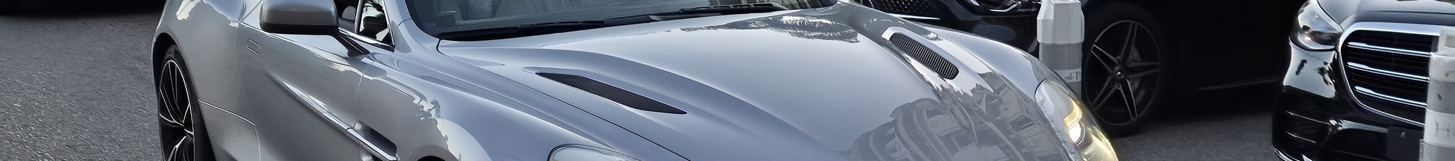 Aston Martin Vanquish 2013