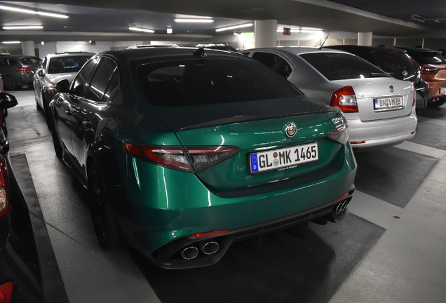 Alfa Romeo Giulia Quadrifoglio 2023