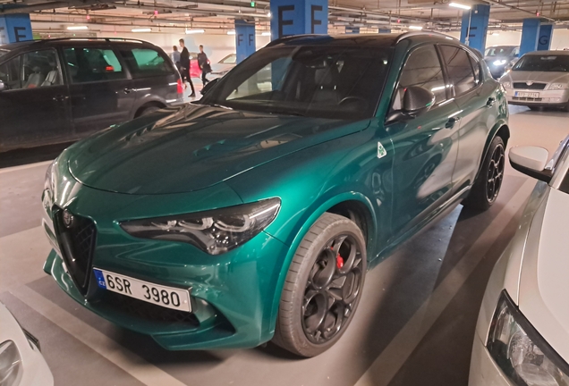 Alfa Romeo Stelvio Quadrifoglio 2023
