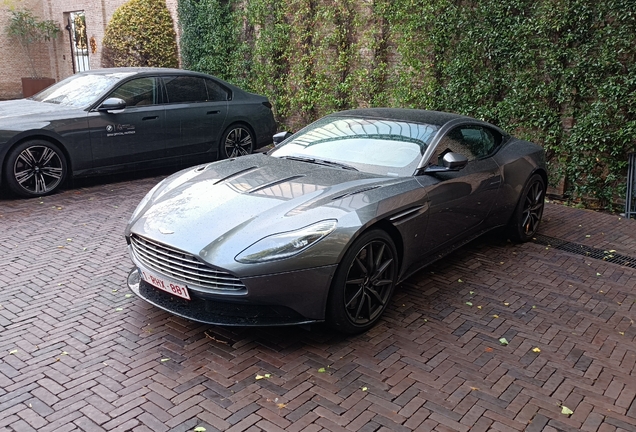 Aston Martin DB11