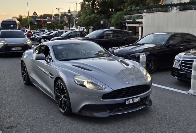 Aston Martin Vanquish 2013