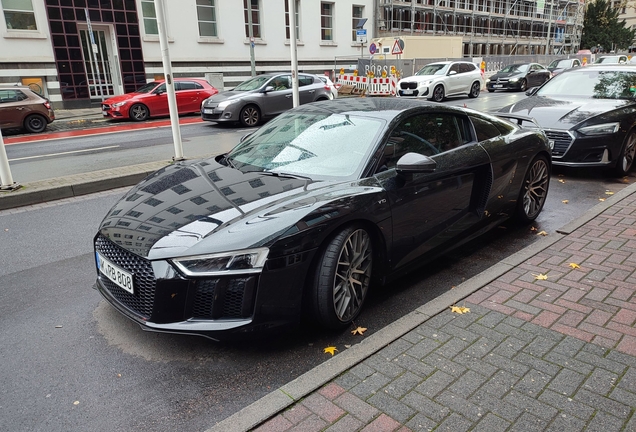 Audi R8 V10 Plus 2015