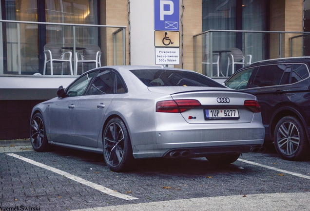 Audi S8 D4 Plus