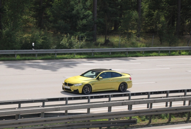 BMW M4 F82 Coupé