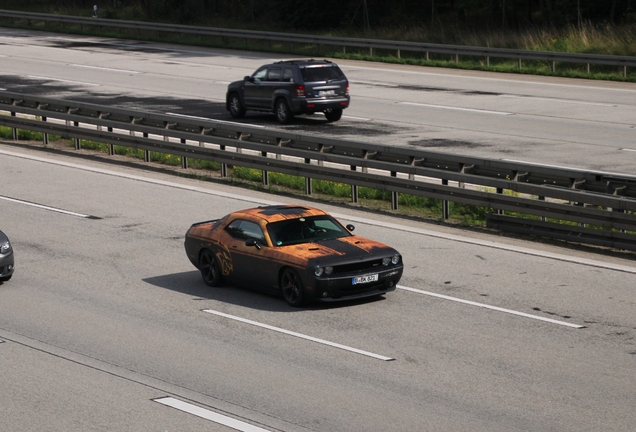 Dodge Challenger SRT-8