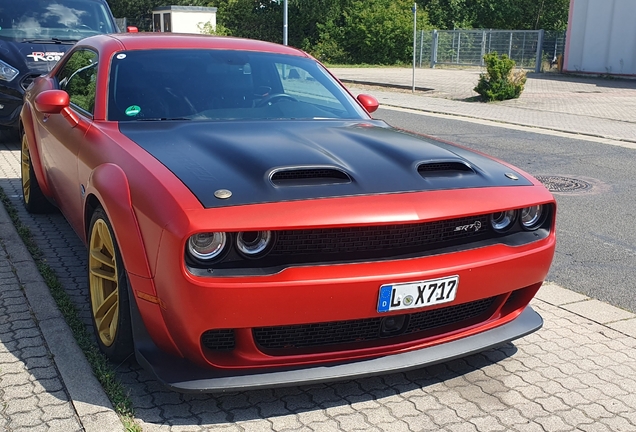 Dodge Challenger SRT Hellcat Widebody