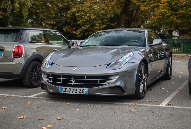 Ferrari FF