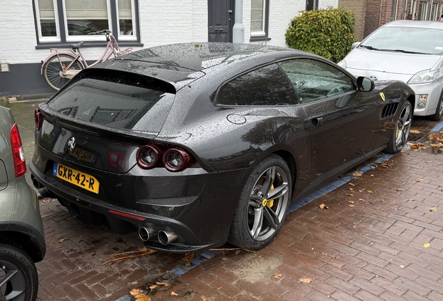Ferrari GTC4Lusso