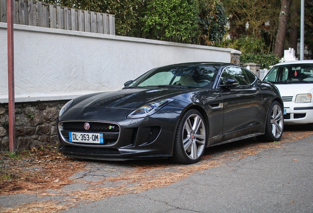 Jaguar F-TYPE R Coupé