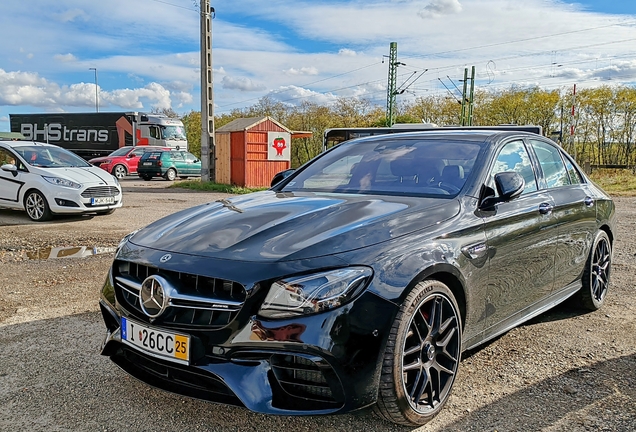 Mercedes-AMG E 63 S W213