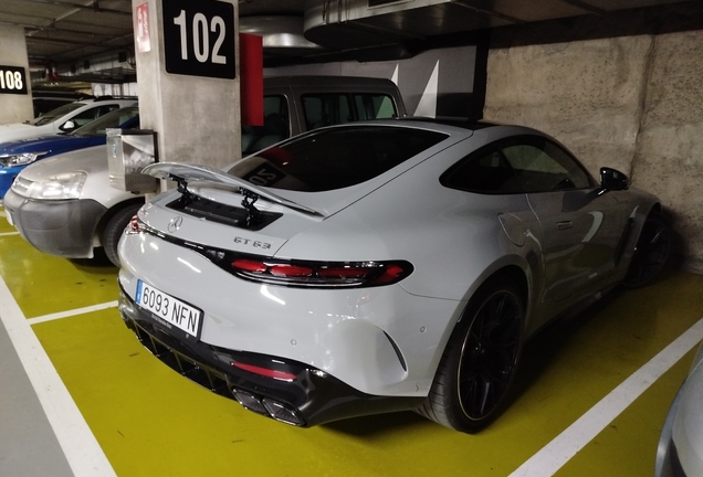 Mercedes-AMG GT 63 C192