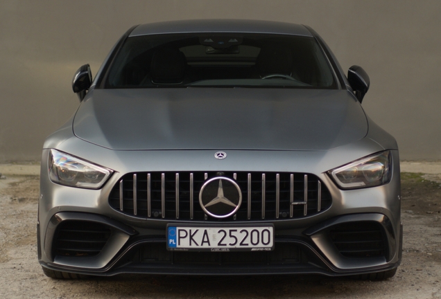 Mercedes-AMG GT 63 S X290