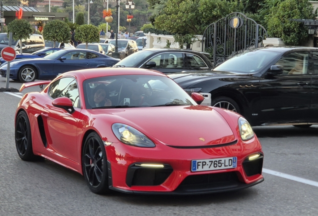 Porsche 718 Cayman GT4
