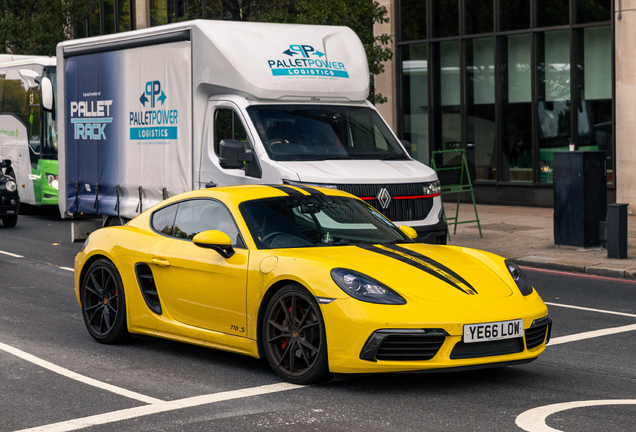 Porsche 718 Cayman S