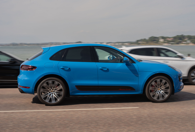 Porsche 95B Macan Turbo MkI Exclusive Performance Edition