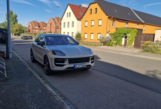 Porsche 9YA Cayenne GTS MkII