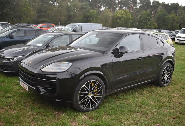 Porsche Cayenne Coupé Turbo E-Hybrid