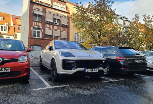 Porsche Cayenne Coupé Turbo E-Hybrid