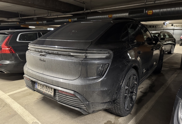 Porsche Macan EV Turbo