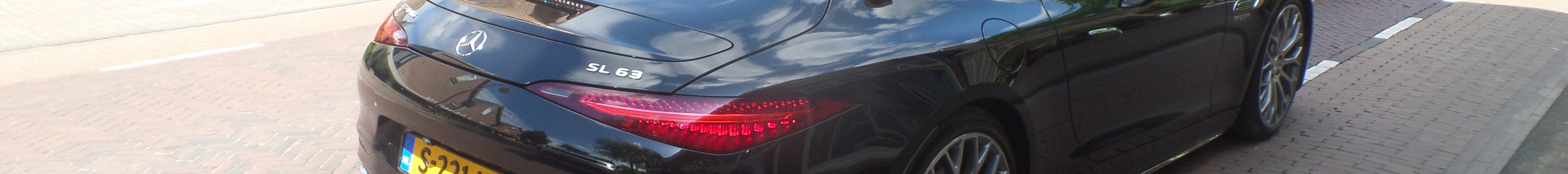Mercedes-AMG SL 63 R232