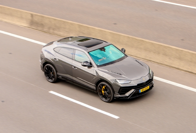 Lamborghini Urus S