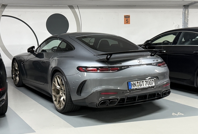 Mercedes-AMG GT 63 C192