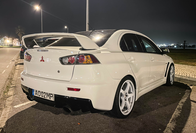 Mitsubishi Lancer Evolution X