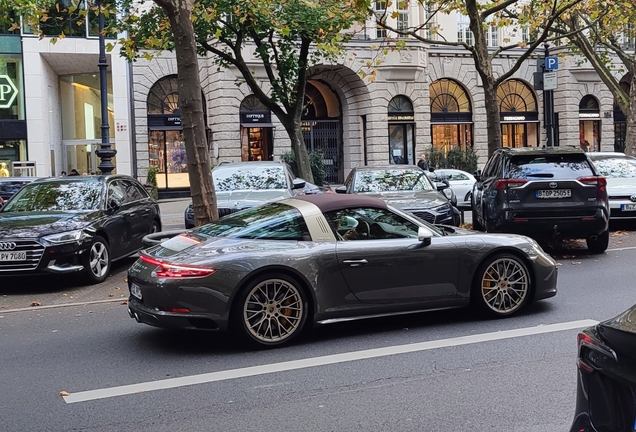 Porsche 991 Targa 4 GTS MkII Exclusive Manufaktur Edition