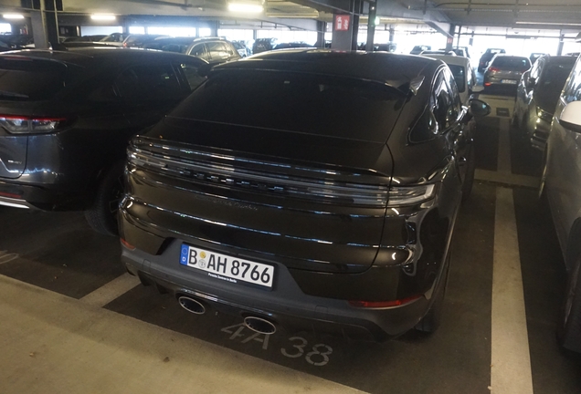 Porsche Cayenne Coupé Turbo E-Hybrid