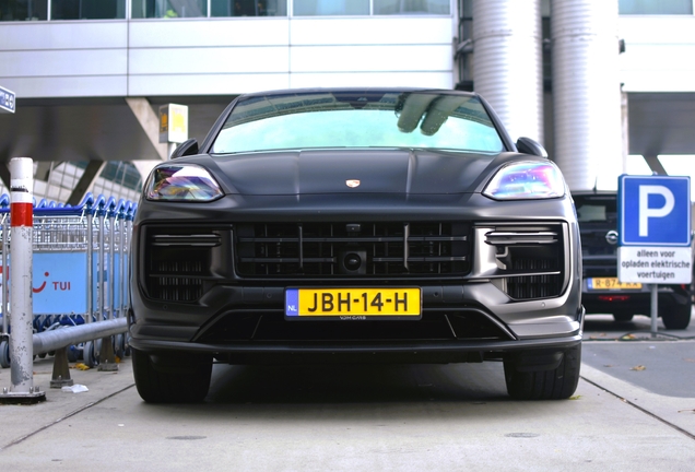 Porsche Cayenne Coupé Turbo E-Hybrid