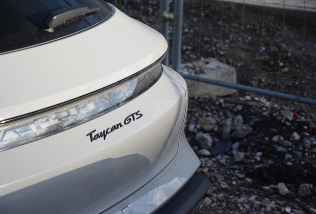 Porsche Taycan GTS Sport Turismo