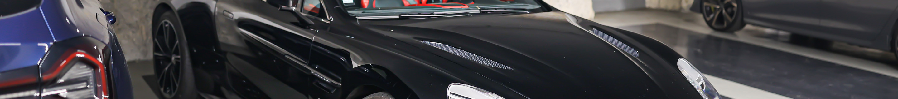 Aston Martin Vanquish Volante