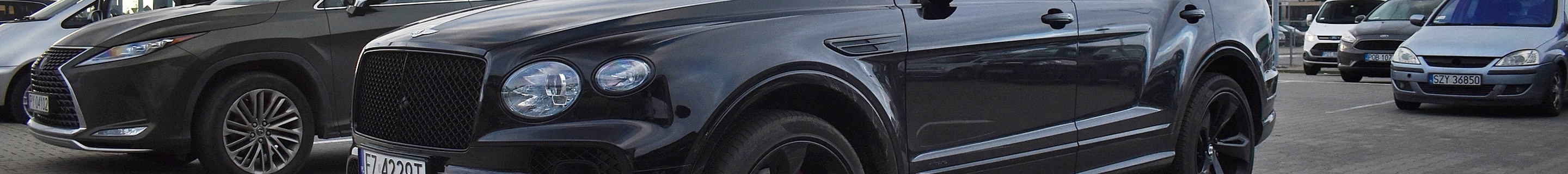 Bentley Bentayga Azure