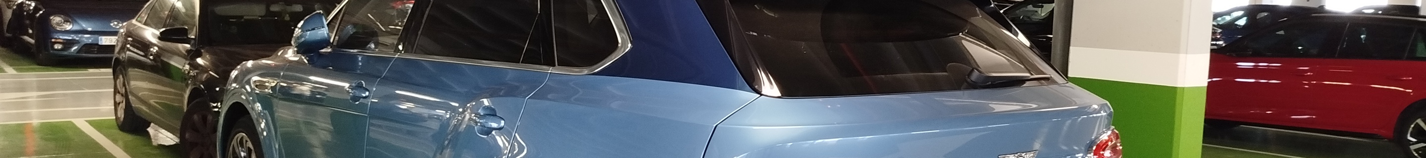 Bentley Bentayga V8 2021