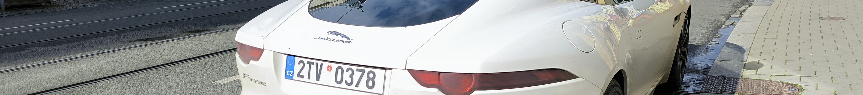 Jaguar F-TYPE R Coupé