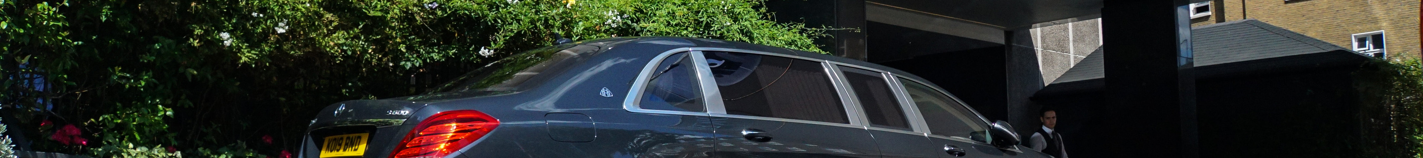 Mercedes-Maybach S 600 Pullman VV222