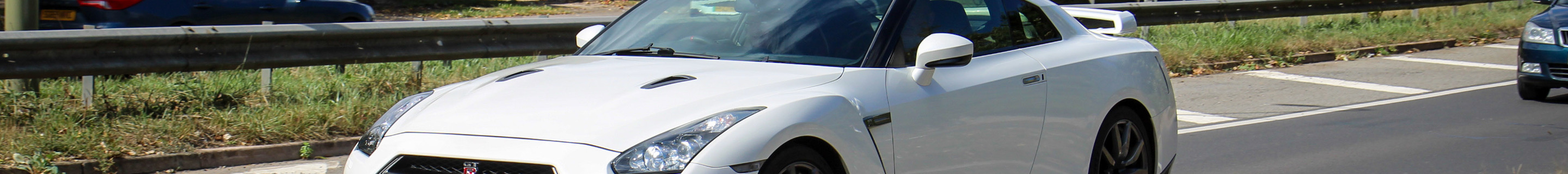 Nissan GT-R 2013 Knight-Racer Ltd