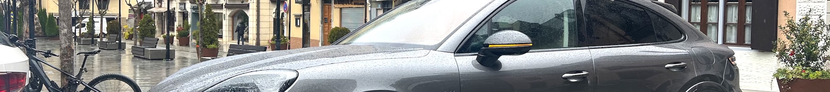 Porsche Cayenne Coupé Turbo E-Hybrid