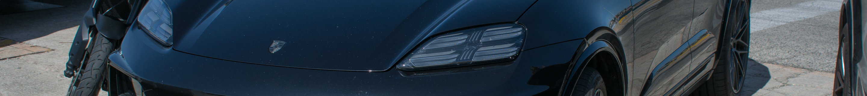 Porsche Macan EV Turbo